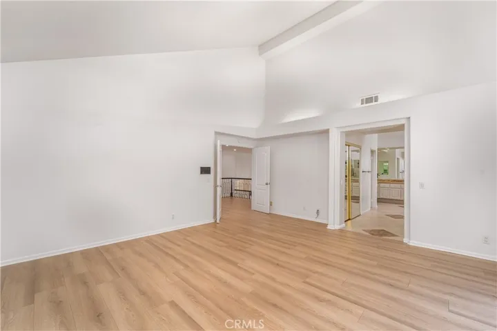 24961 Alicante, Calabasas, California 91302