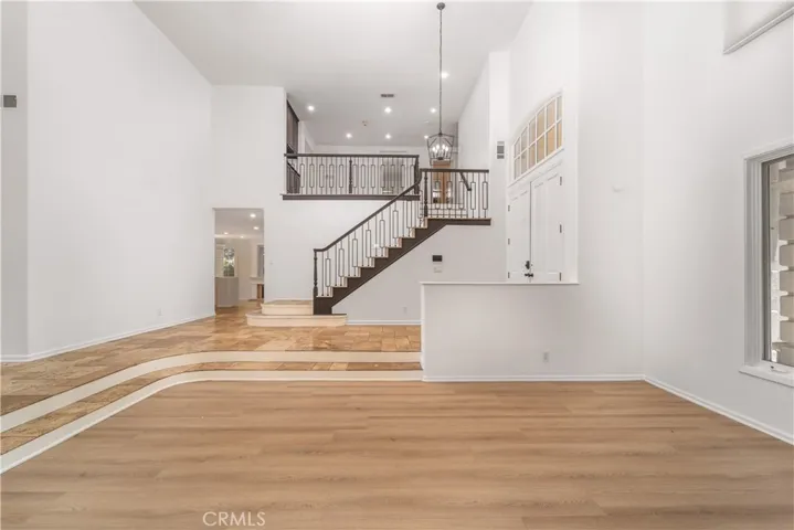 24961 Alicante, Calabasas, California 91302