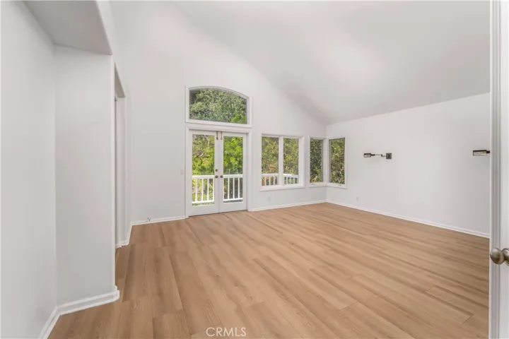 24961 Alicante, Calabasas, California 91302