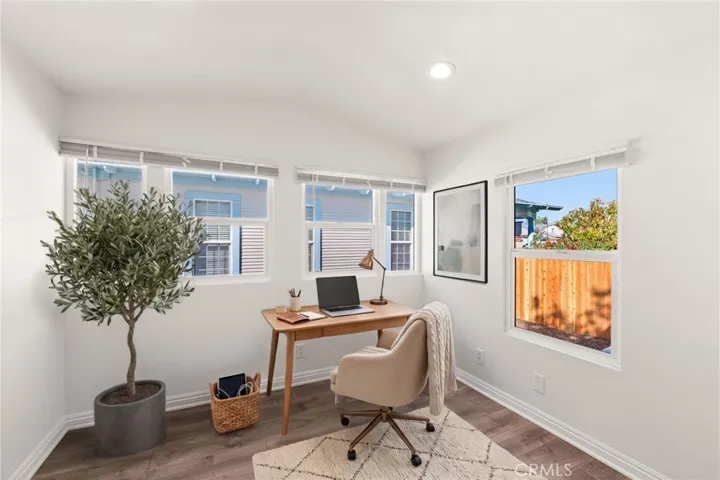 Virtually staged office
