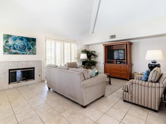 Alicante Palm Desert MLS-5