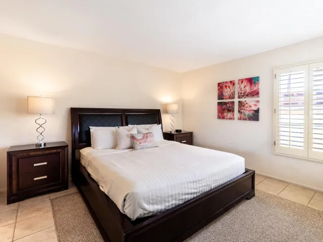 Alicante Palm Desert MLS-17