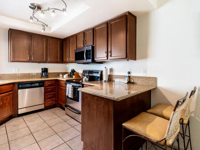 Alicante Palm Desert MLS-13