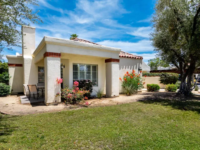 Alicante Palm Desert MLS-30