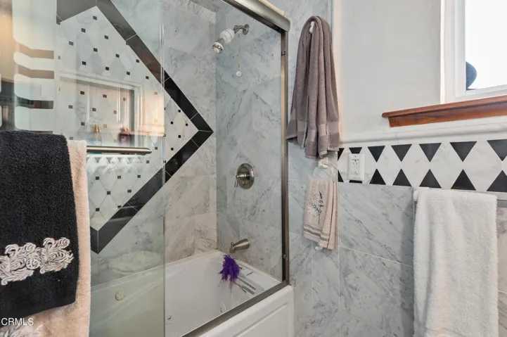 15-print-15 - Bathroom 1