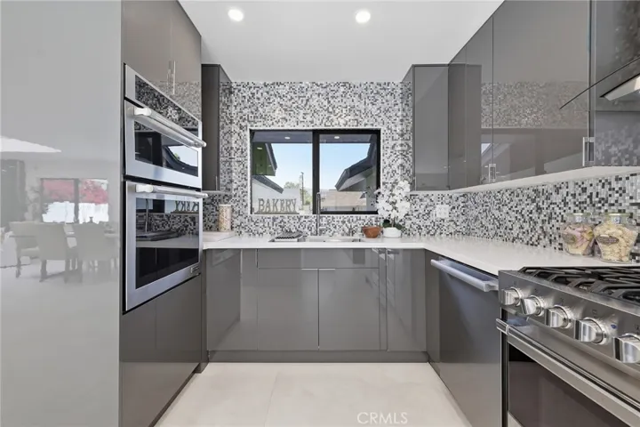 19806 Needles, Chatsworth, California 91311