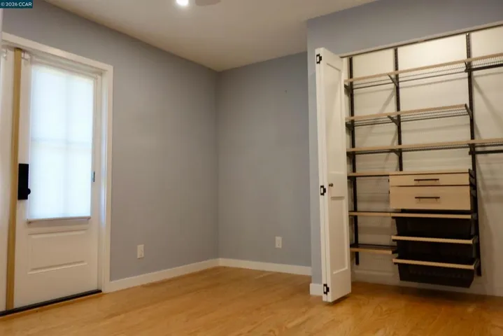 2591 Walnut Blvd, Walnut Creek, California 94596-4283