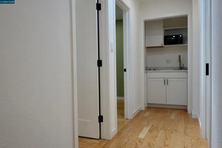 2591 Walnut Blvd, Walnut Creek, California 94596-4283