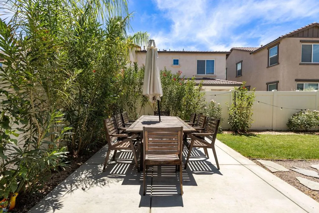 26-web-or-mls-TJOxford_OPMG_0626_026