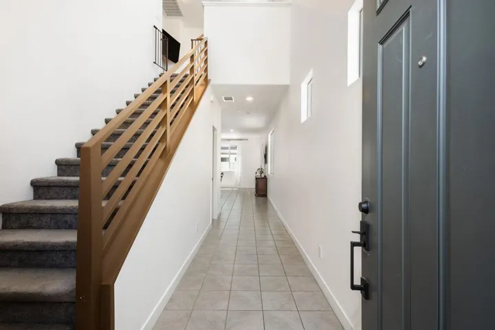 6-web-or-mls-TJOxford_OPMG_0626_006