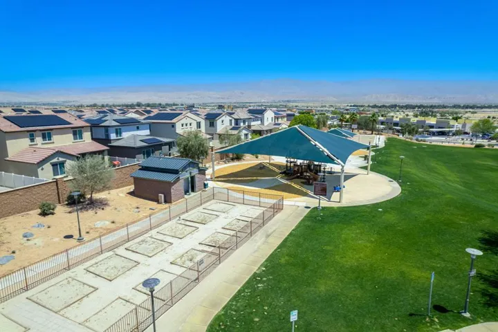15-web-or-mls-TJOxford-15