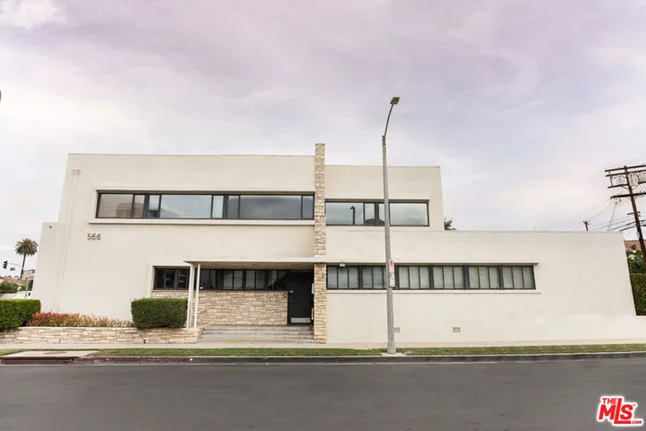 566 S San Vicente Boulevard #102-ne, Los Angeles, California 90048