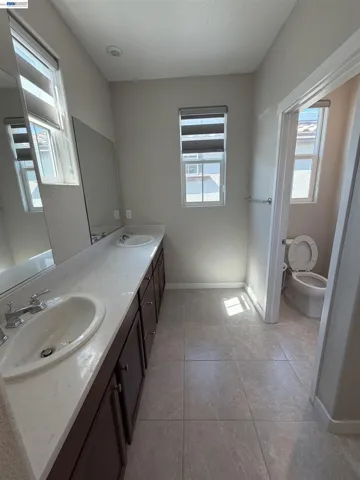 2282 S Podere Dr, Mountain House, California 95391