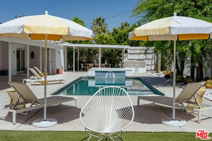 1275 E Sunny Dunes Road, Palm Springs, California 92264