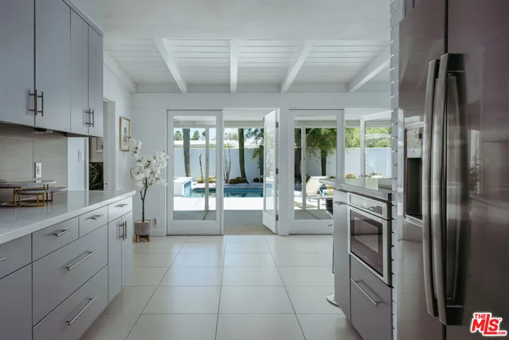 1275 E Sunny Dunes Road, Palm Springs, California 92264