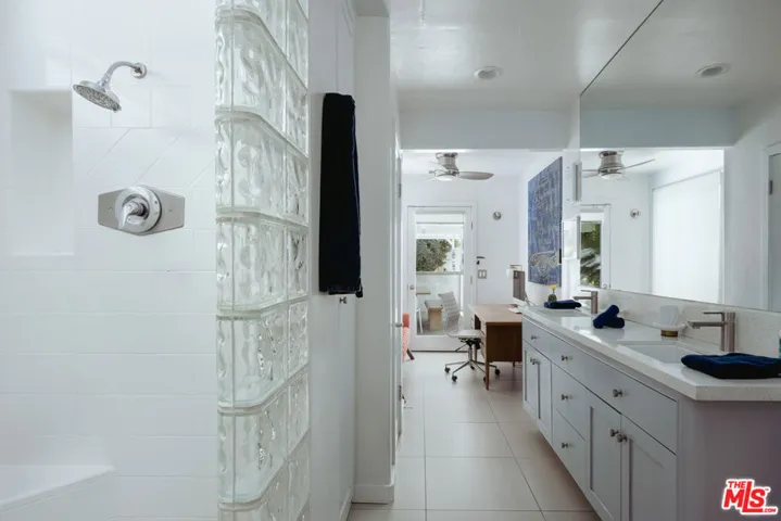1275 E Sunny Dunes Road, Palm Springs, California 92264