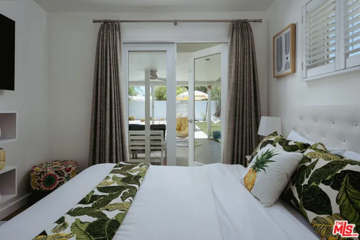 1275 E Sunny Dunes Road, Palm Springs, California 92264