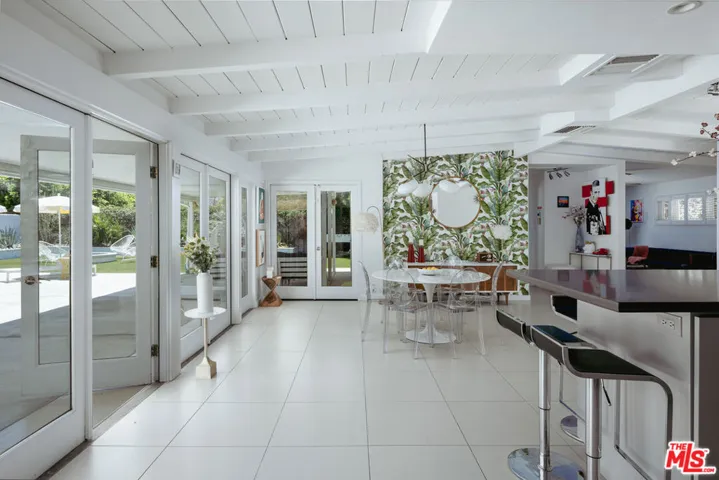 1275 E Sunny Dunes Road, Palm Springs, California 92264