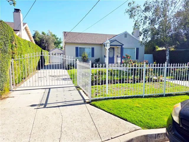 Front of home with GArage