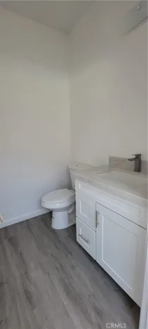 1649 W Florence, Los Angeles, California 90047