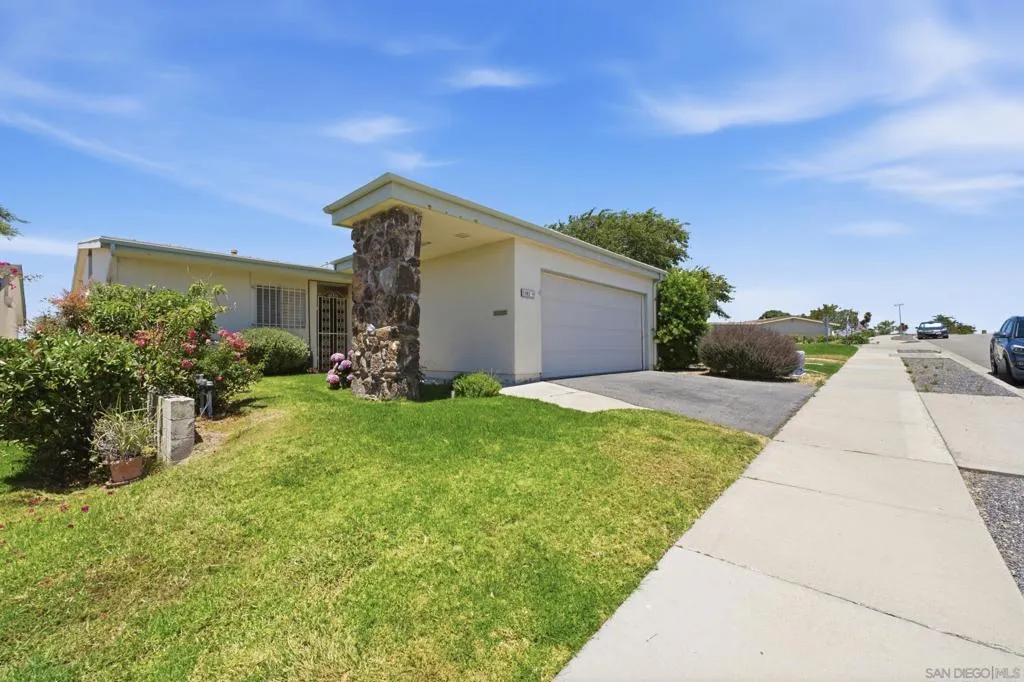 , Oceanside, California 92057 — photo 4