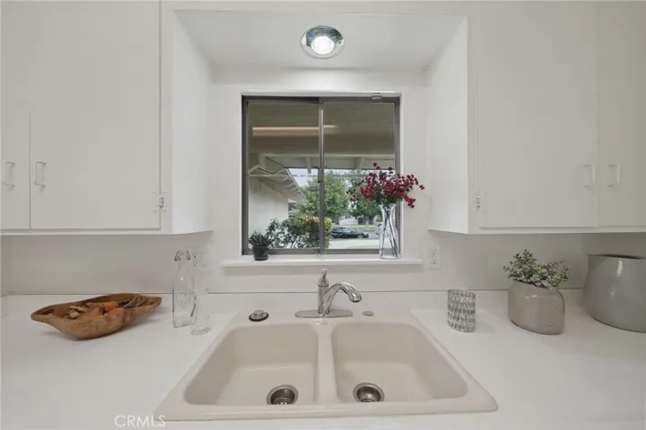1526 N Amber Court, Ontario, California 91762