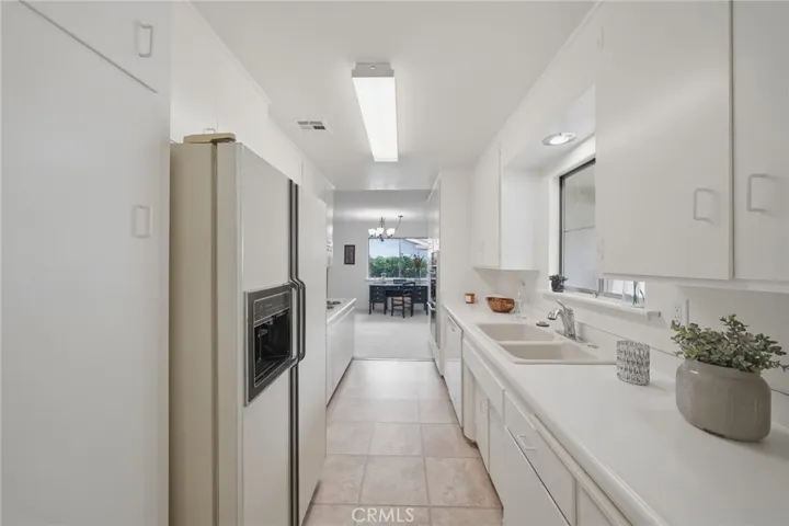 1526 N Amber Court, Ontario, California 91762