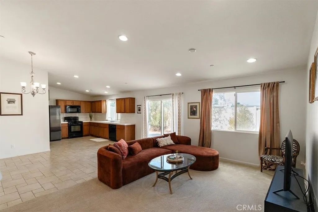 905 Broadway, Barstow, California 92311 — photo 4