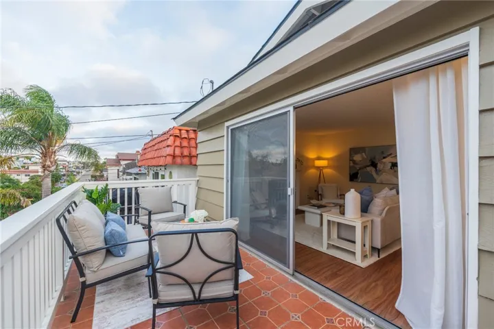 1825 Goodman Ave, Redondo Beach, California 90278