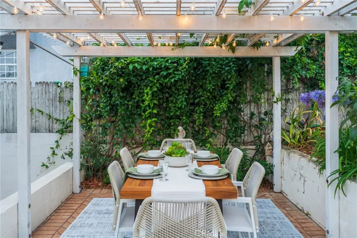 1825 Goodman Ave, Redondo Beach, California 90278