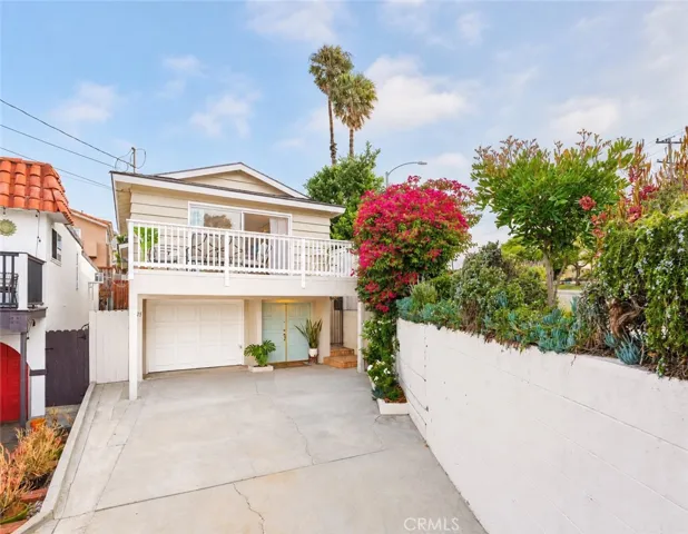 1825 Goodman Ave, Redondo Beach, California 90278