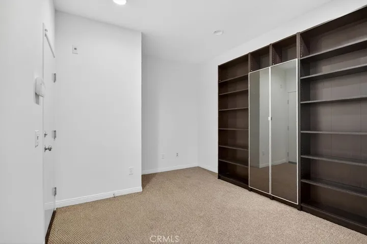 575 Rockefeller, Irvine, California 92612