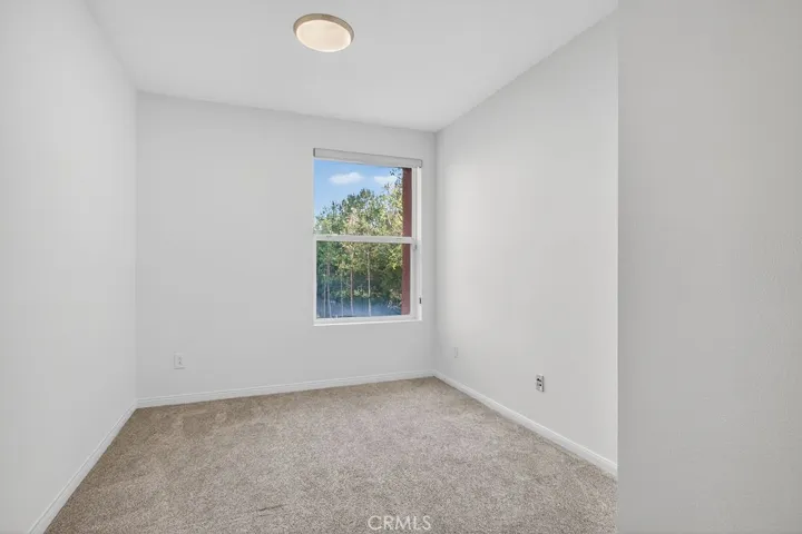 575 Rockefeller, Irvine, California 92612