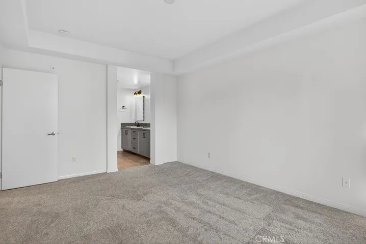 575 Rockefeller, Irvine, California 92612
