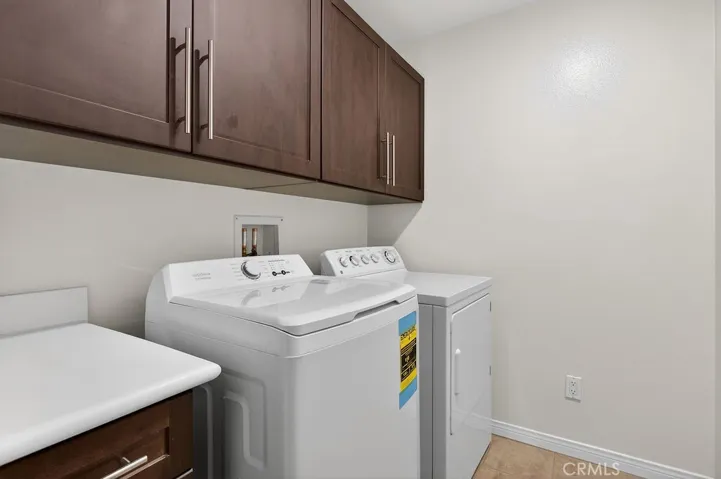 575 Rockefeller, Irvine, California 92612