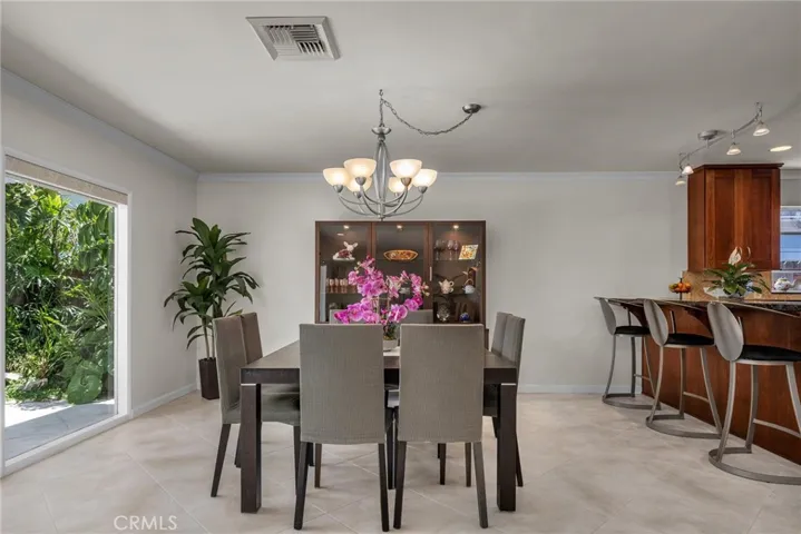 1921 Lasita Place, Rancho Palos Verdes, California 90275