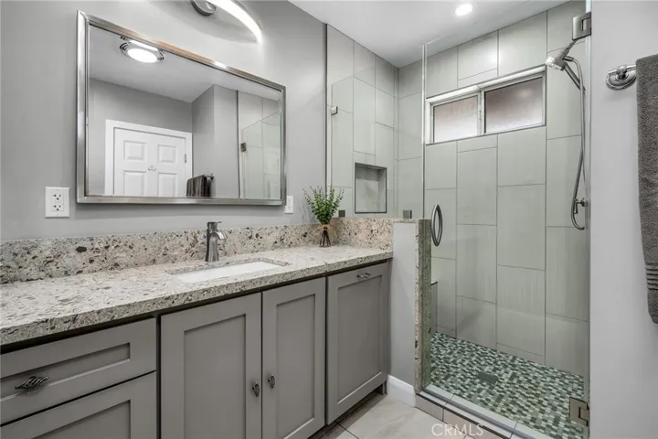 1921 Lasita Place, Rancho Palos Verdes, California 90275