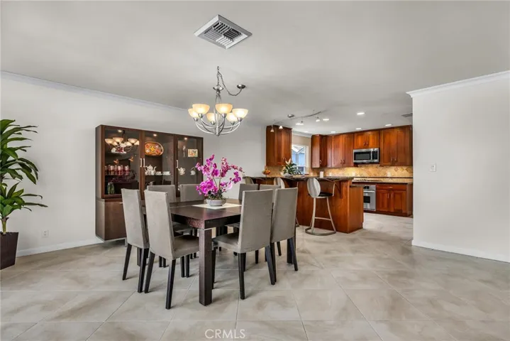 1921 Lasita Place, Rancho Palos Verdes, California 90275
