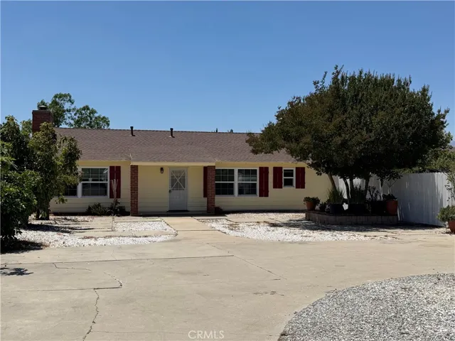 1447 S Valley Center, Glendora, California 91740