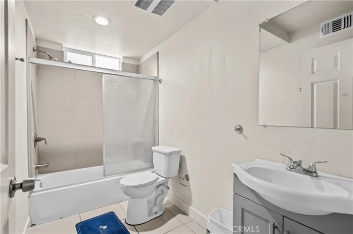 844 W 78th Street, Los Angeles, California 90044