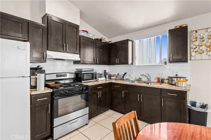 844 W 78th Street, Los Angeles, California 90044