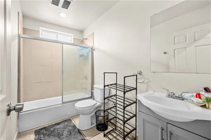 844 W 78th Street, Los Angeles, California 90044