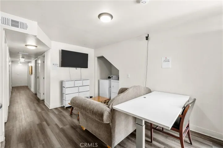 844 W 78th Street, Los Angeles, California 90044