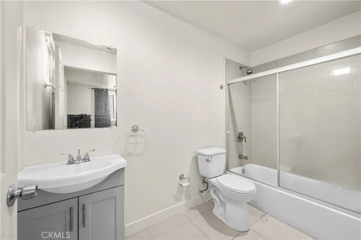 844 W 78th Street, Los Angeles, California 90044