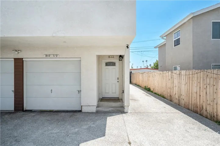 844 W 78th Street, Los Angeles, California 90044