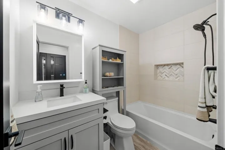 2302 Kimberly Ct, Carlsbad, California 92008
