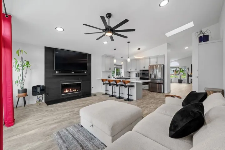 2302 Kimberly Ct, Carlsbad, California 92008