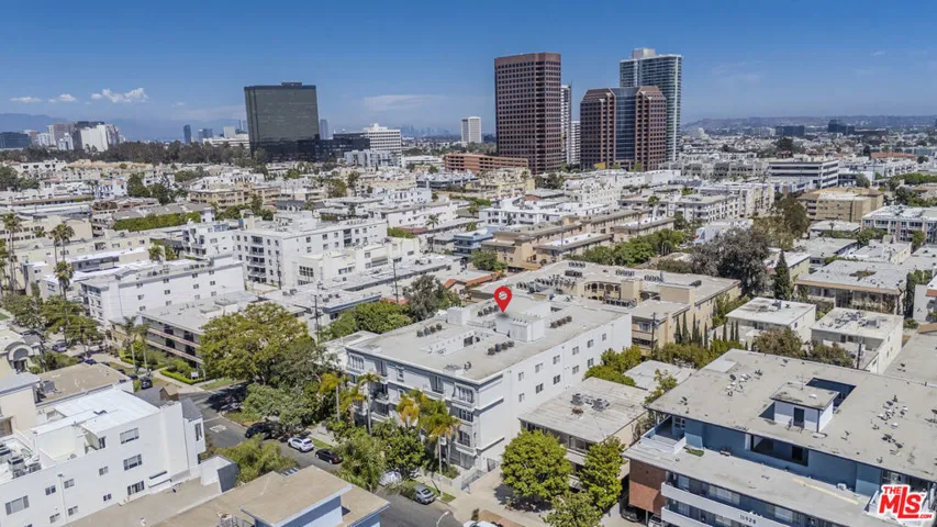 11908 Darlington Avenue 203, Los Angeles, California 90049