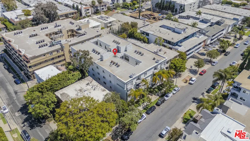 11908 Darlington Avenue 203, Los Angeles, California 90049