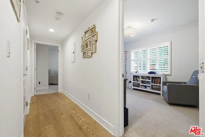 11908 Darlington Avenue 203, Los Angeles, California 90049